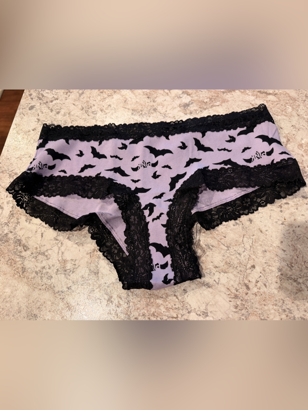 VS PINK Lace Trim Ribbed Cotton Cheeky Halloween Panty Bats NWT Large